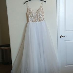 Prom dress/Wedding dress